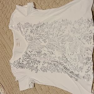 Rafaella short sleeve tee size medium